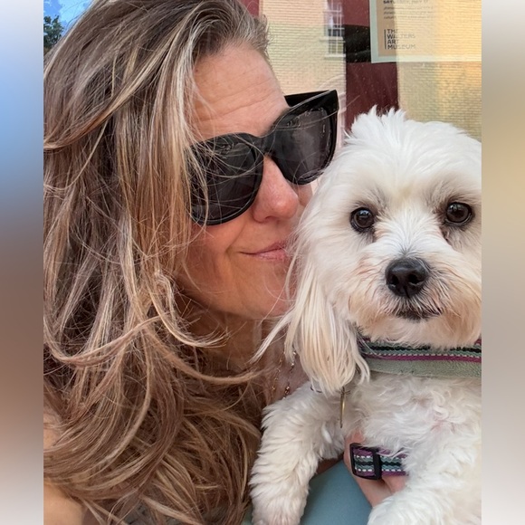 Meet your Posher, Lottie - Picture 1 of 6